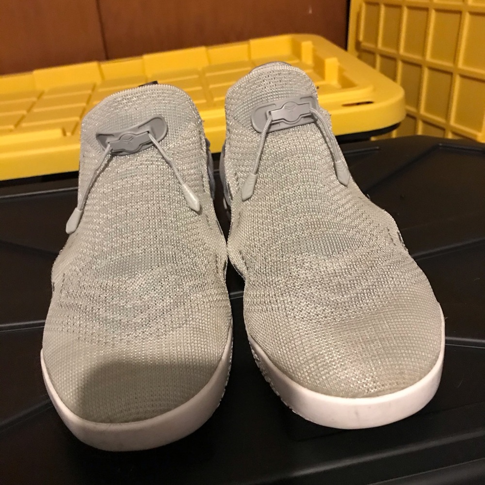 Grey Nike basketball shoes!!